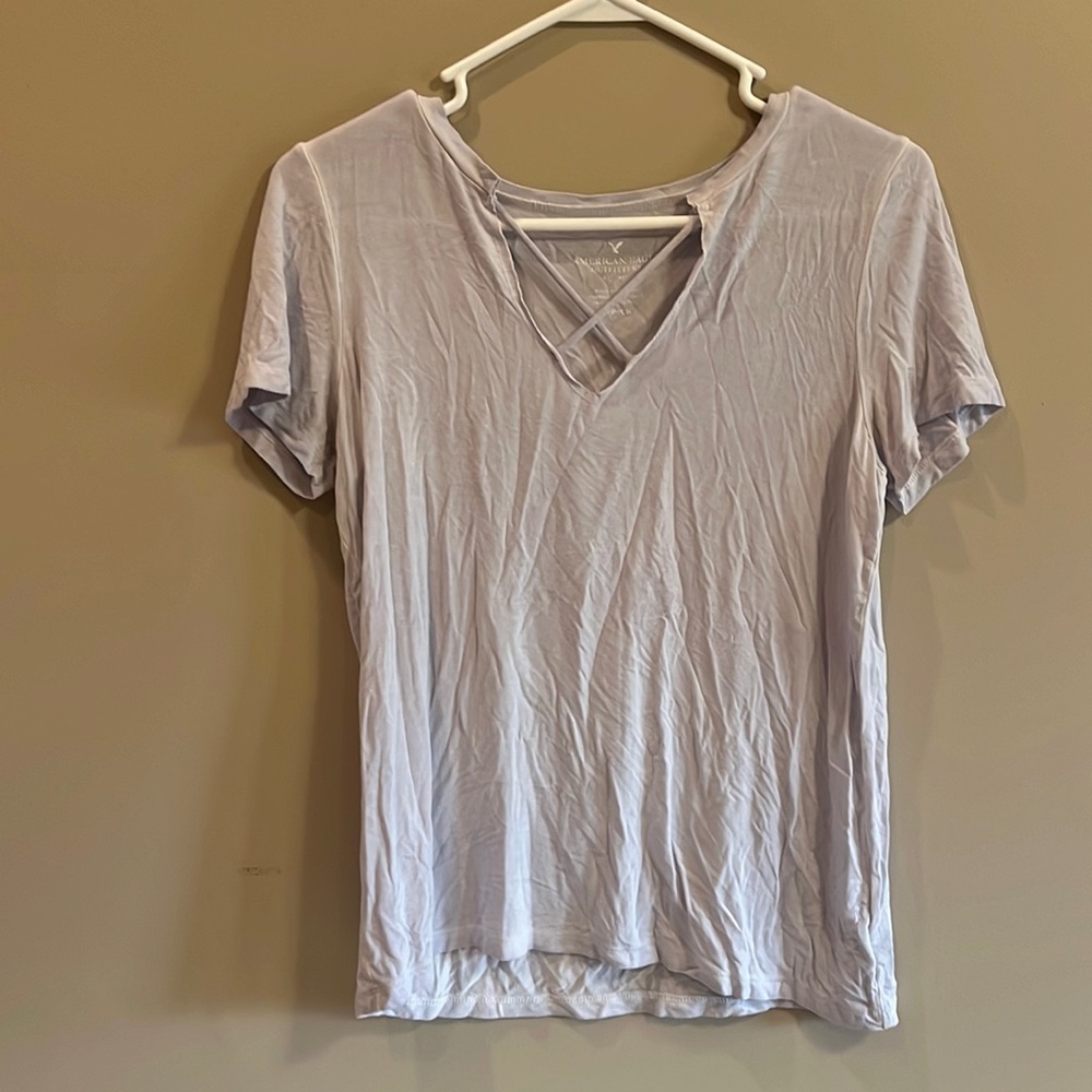 Short sleeve soft tee, American Eagle with cross on chest. Blue/gray color
